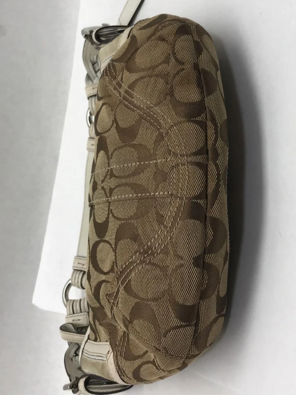 Authentic Vintage 2000’s Coach Signature Canvas Hobo Bag in Khaki/Chalk